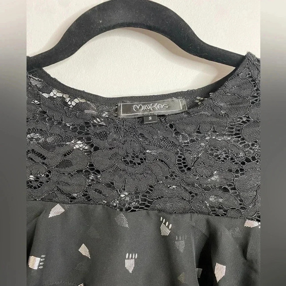 💚 Minkas - Black ruffle blouse with silver details - small - Picture 2 of 5